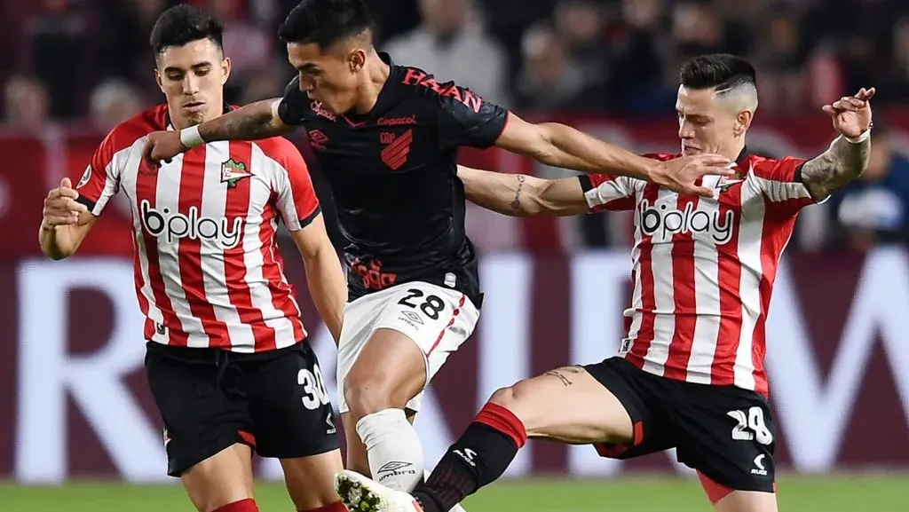 Estudiantes x Athletico Paranaense