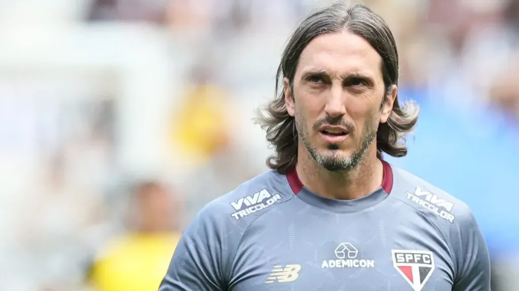 Luis Zubeldía foi recentemente demitido pelo São Paulo - Foto: Gilson Lobo/AGIF.