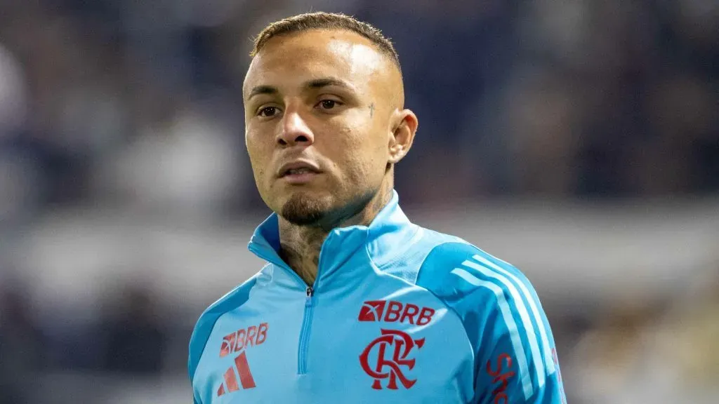 Everton Cebolinha atualmente está vinculado ao Flamengo - Foto: Joisel Amaral/AGIF.
