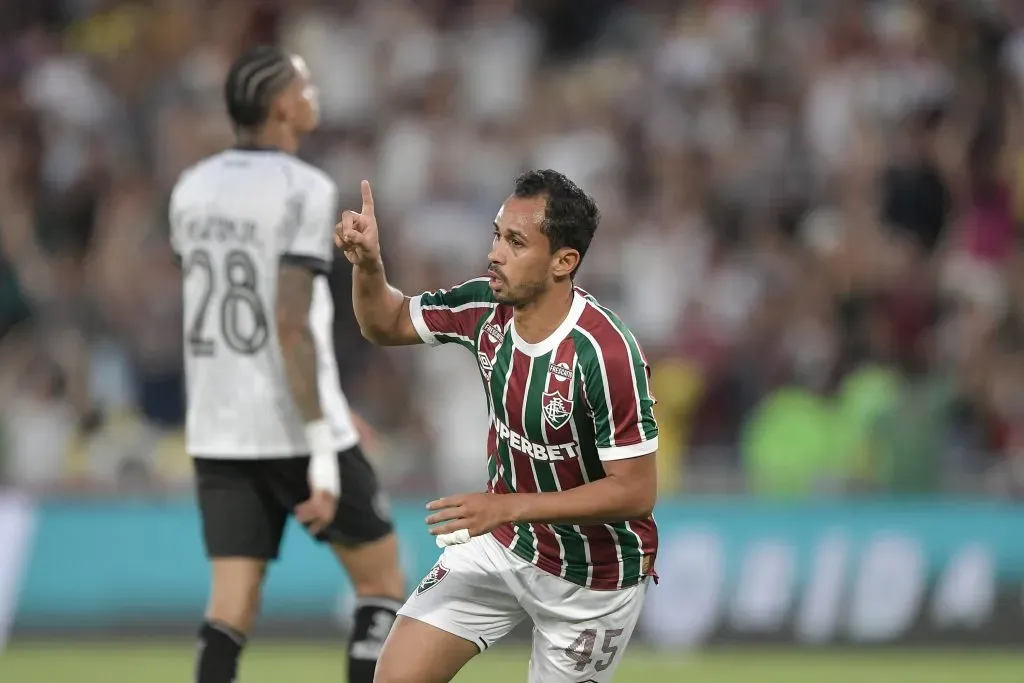 Lima comemora segundo gol do Fluminense contra o Botafogo. Foto: Thiago Ribeiro/AGIF