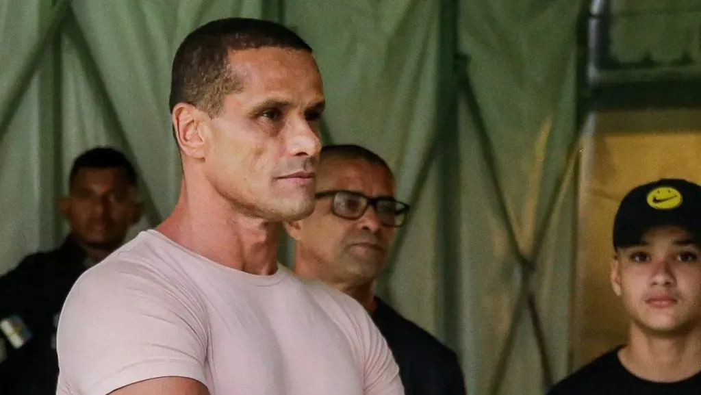 Rivaldo sai em defesa de Hulk sobre perseguição da arbitragem – Foto: Rafael Vieira/AGIF
