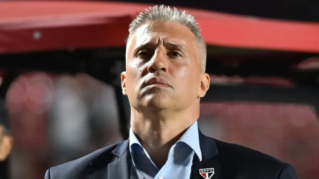 Crespo é o técnico do São Paulo. Foto: Jota Erre/AGIF