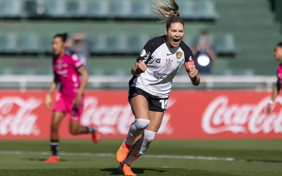 Gabi Zanotti comemora gol na Libertadores. Foto: Divulgação/CONMEBOL