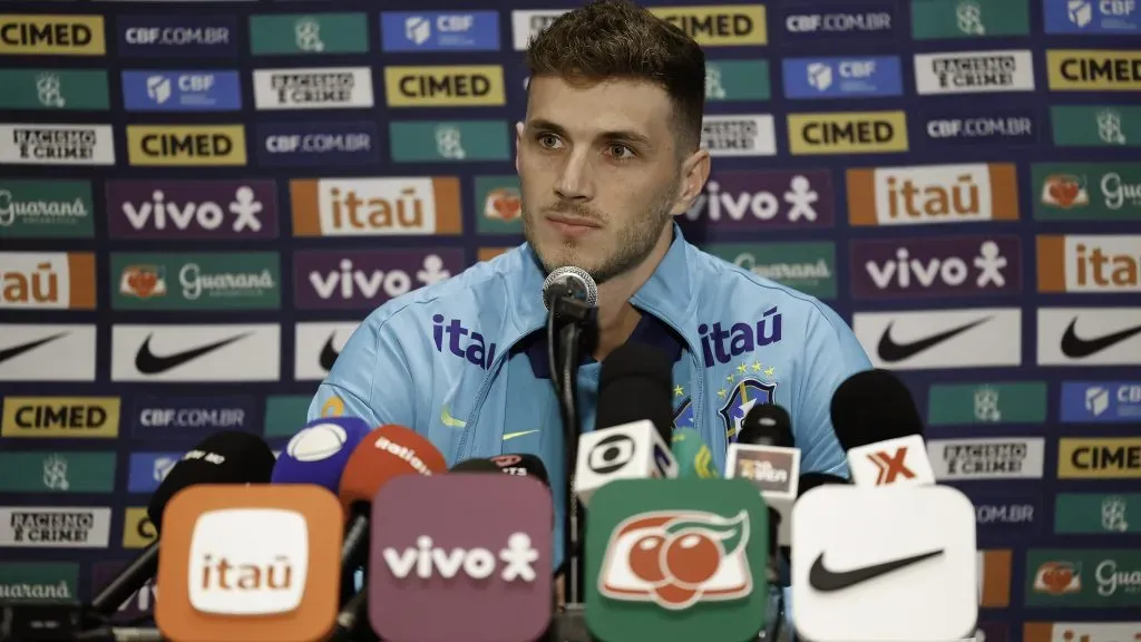 O goleiro Bento comentou sobre Fábio e suas poucas chances na Seleção – FOTO: @rafaelribeirorio / CBF