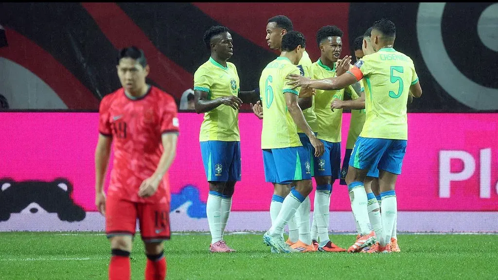 Seleção contra a Coreia. Foto: Chung Sung-Jun/Getty Images