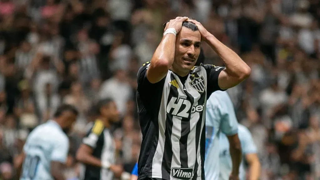 Alonso no Atlético. Foto: Fernando Moreno/AGIF