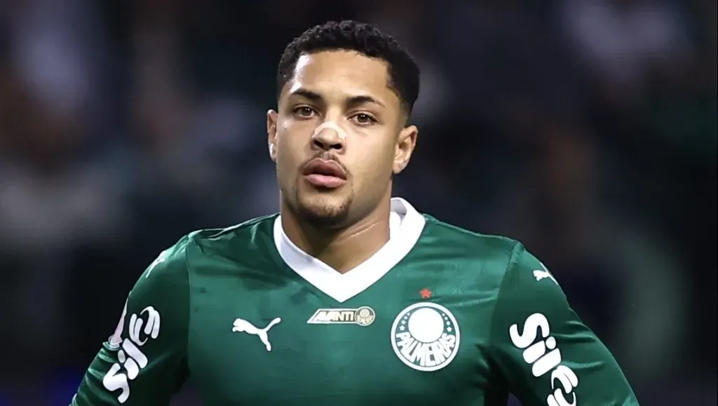 Suspenso contra Juventude, Vitor Roque reforça Palmeiras contra RB Bragantino – Foto: Marcello Zambrana/AGIF