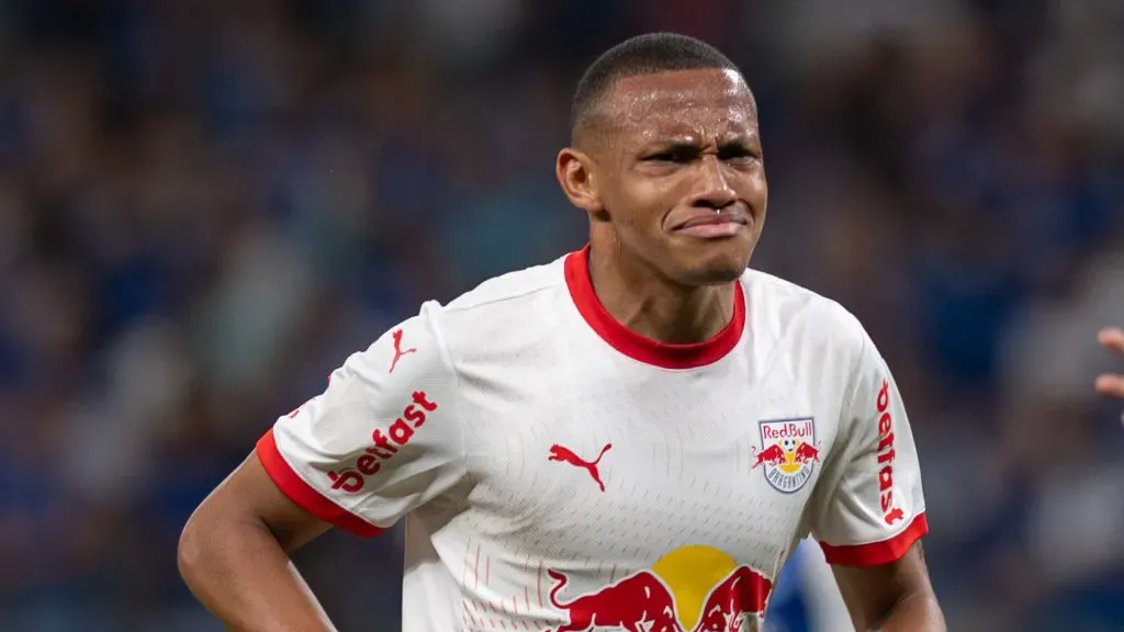 Jhon Jhon em ação pelo Red Bull Bragantino – Foto: Alessandra Torres/AGIF