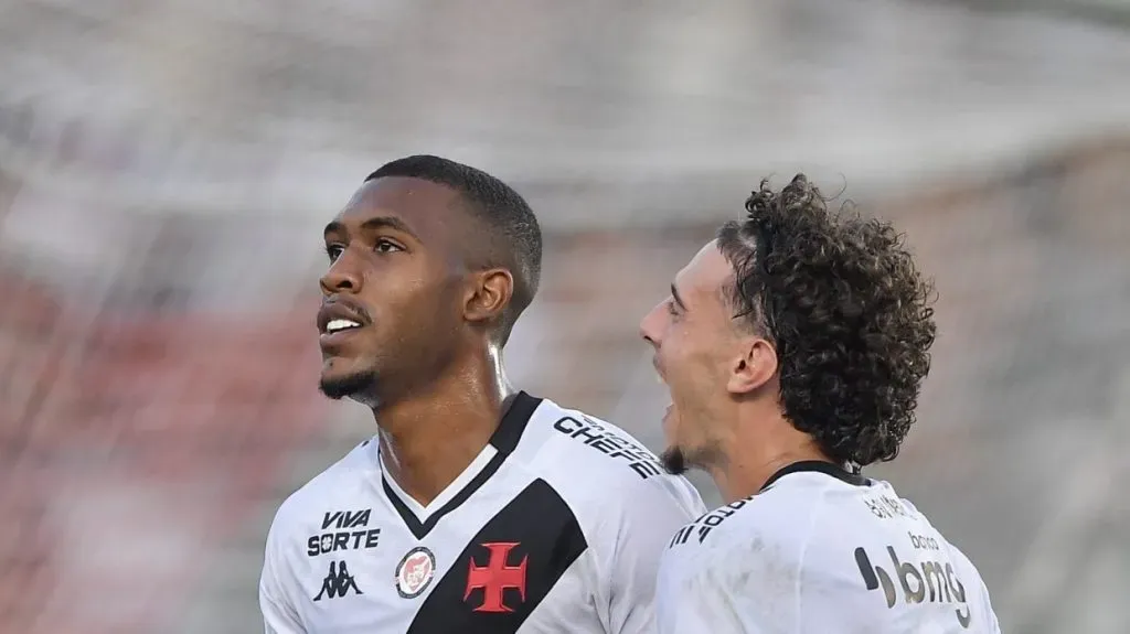 Rayan, atacante. Foto: Thiago Ribeiro/AGIF