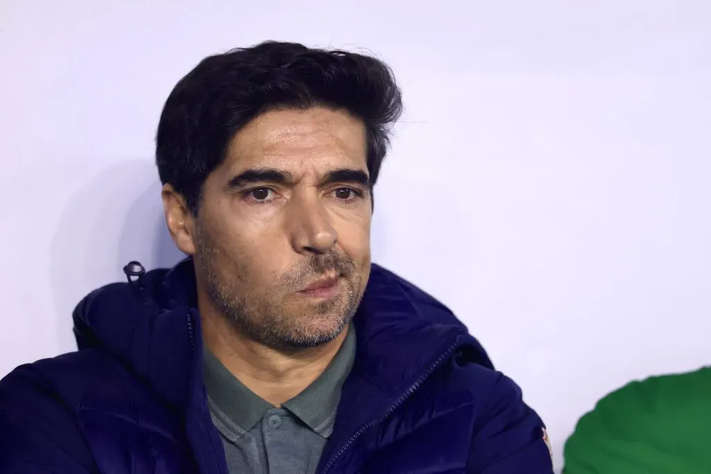 Abel pode perder Allan por até 6 jogos Foto: Marcello Zambrana/AGIF