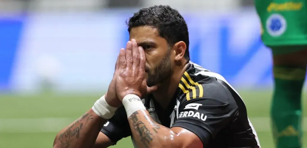 Hulk vive jejum de gols no Galo - Foto: Gilson Lobo/AGIF.