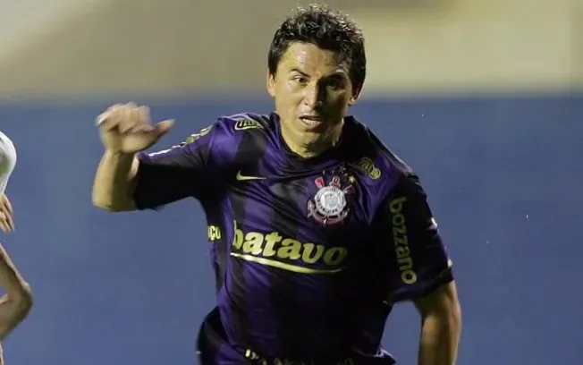 A outra camisa roxa do Corinthians. Foto: Daniel Augusto Jr./Agência Corinthians