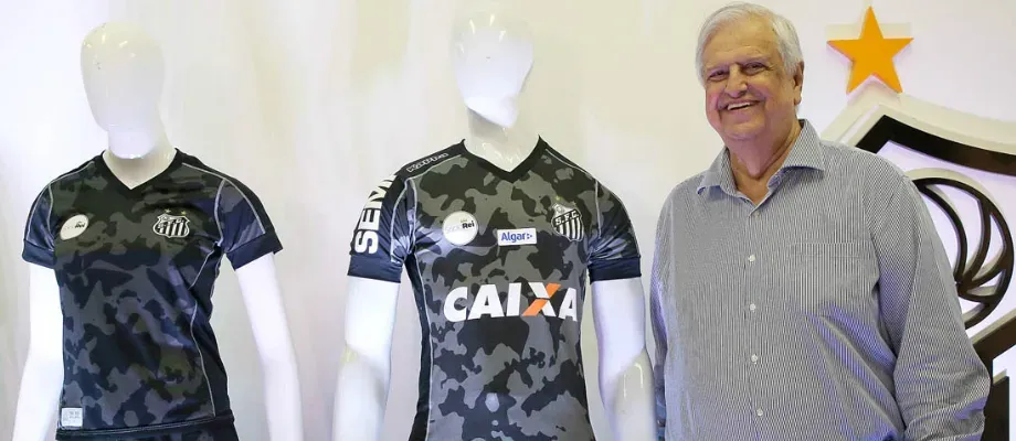 A camisa camuflada do Santos. Foto: Pedro Ernesto Guerra Azevedo/Santos FC