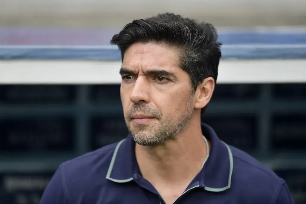 Abel Ferreira tecnico do Palmeiras durante partida contra o Flamengo no estadio Maracana pelo campeonato Brasileiro A 2025. Foto: Thiago Ribeiro/AGIF