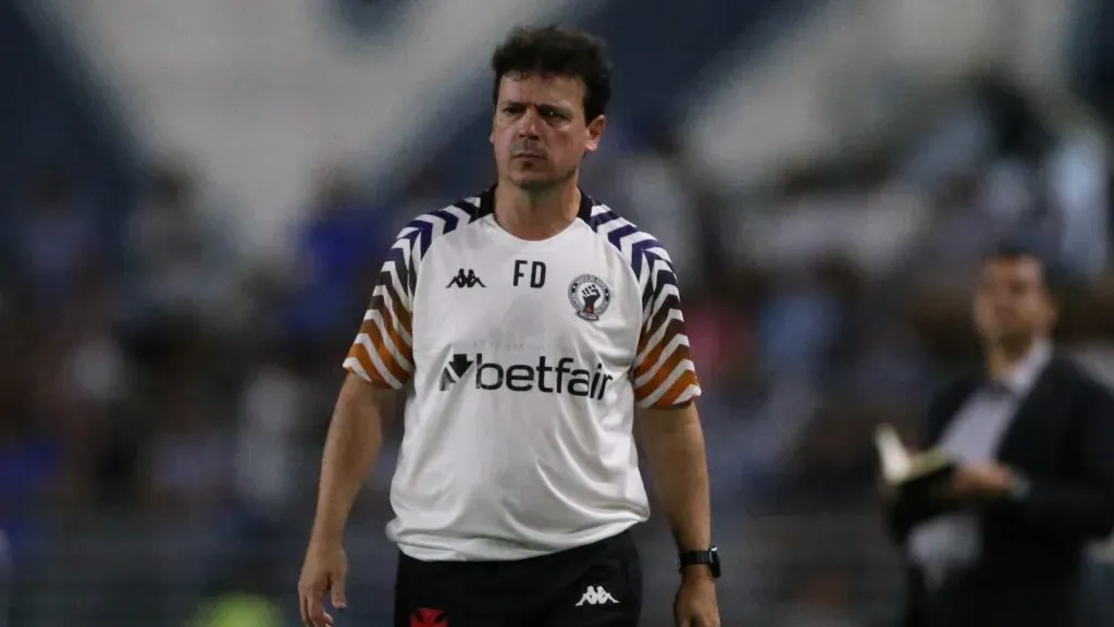Fernando Diniz é o técnico do Vasco. Foto: Marlon Costa/AGIF