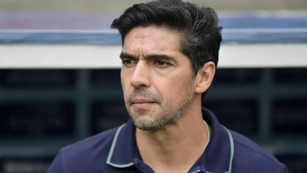 Abel Ferreira foi criticado por Craque Neto – Foto: Thiago Ribeiro/AGIF