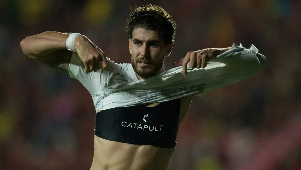 Pedro Raul está emprestado ao Ceará - Foto: Marlon Costa/AGIF.