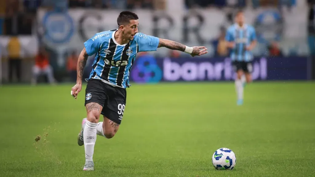 Kike Olivera em ação pelo Imortal Foto: Maxi Franzoi/AGIF