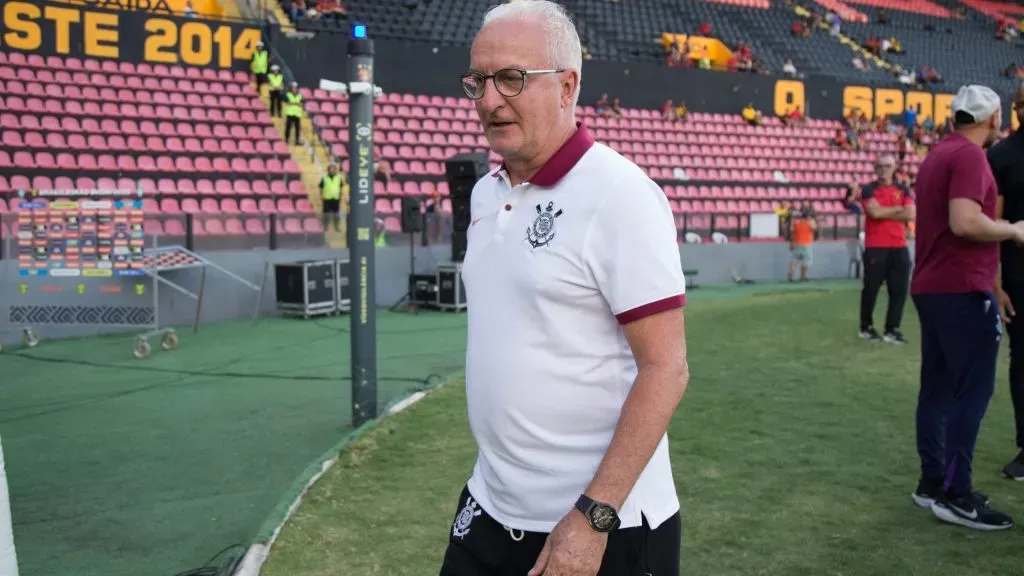 PE – RECIFE – 21/09/2025 – BRASILEIRO A 2025, SPORT X CORINTHIANS – Dorival Junior tecnico do Corinthians durante a partida contra o Sport na Ilha do Retiro em Recife (PE), pelo Campeonato Brasileiro A 2025. Foto: Marlon Costa/AGIF