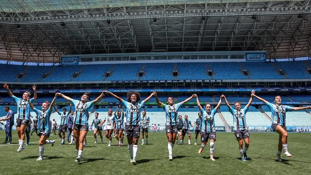Time feminino do Grêmio em campo pelo Gaúcho Feminino 2025