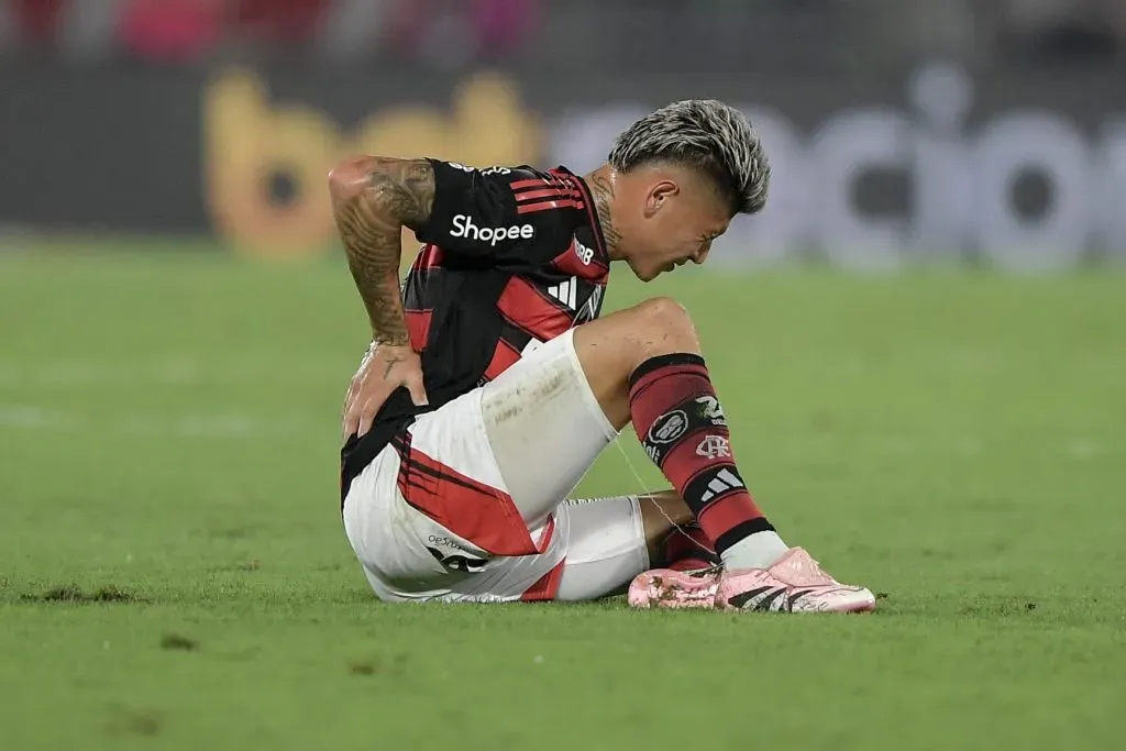 RJ – RIO DE JANEIRO – 01/11/2025 – BRASILEIRO A 2025, FLAMENGO X SPORT – Carrascal jogador do Flamengo durante partida contra o Sport no estadio Maracana pelo campeonato Brasileiro A 2025. Foto: Thiago Ribeiro/AGIF