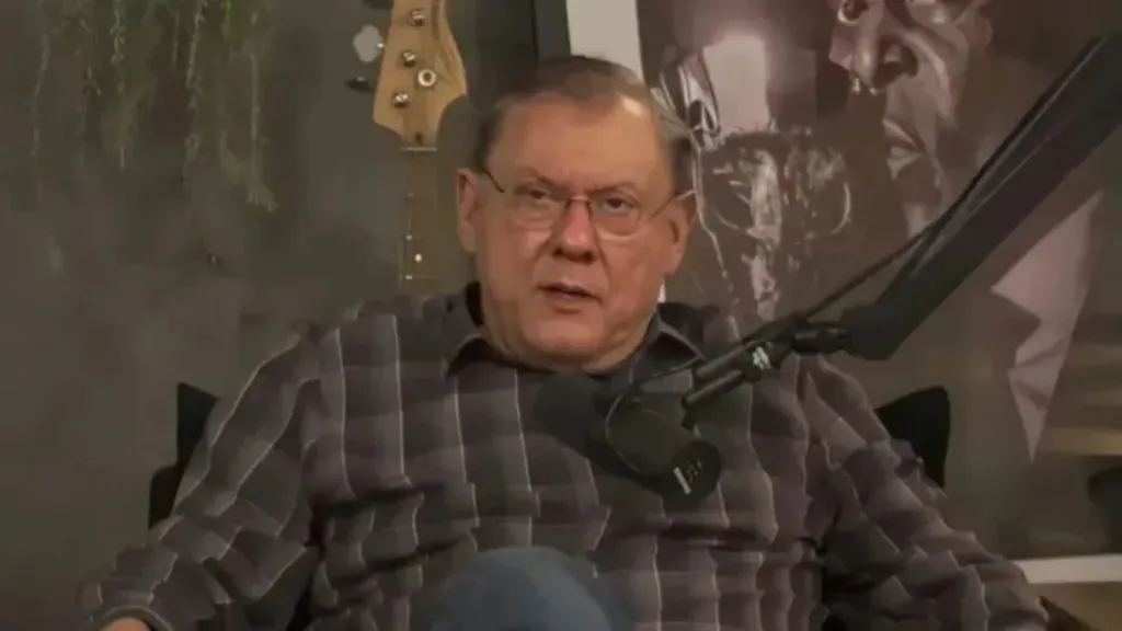 Milton Neves projetou o duelo entre Corinthians x Grêmio – Foto: Reprodução/YouTube