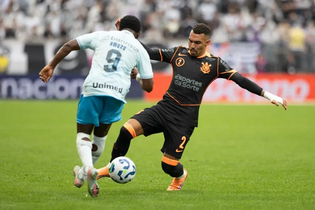 Grêmio vacila na defesa e perde para o Corinthians fora de casa. Foto: Joisel Amaral/AGIF