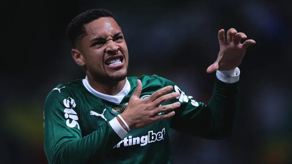 Vitor Roque no Palmeiras. Foto: Ettore Chiereguini/AGIF