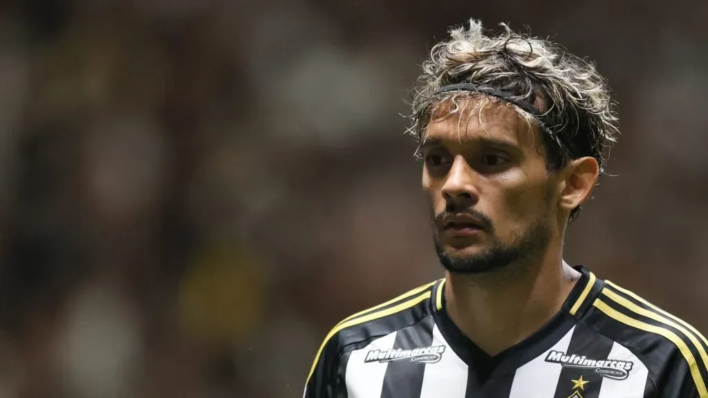 Scarpa no Atlético. Foto: Gilson Lobo/AGIF