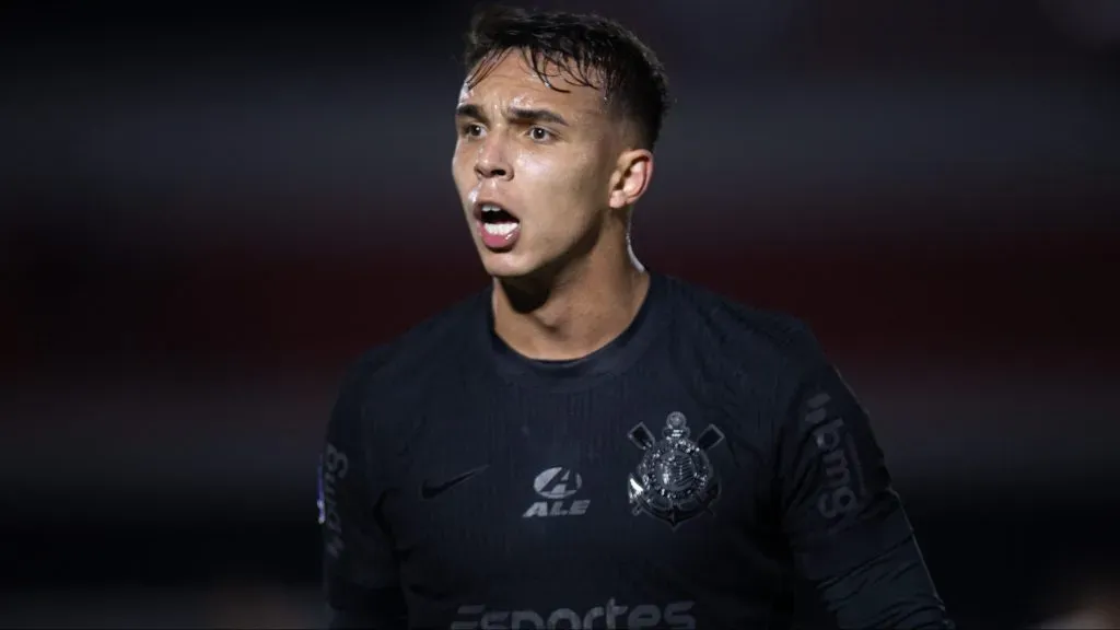 Giovane recebeu poucas oportunidades no Corinthians - Foto: Fabio Moreira Pinto/AGIF.