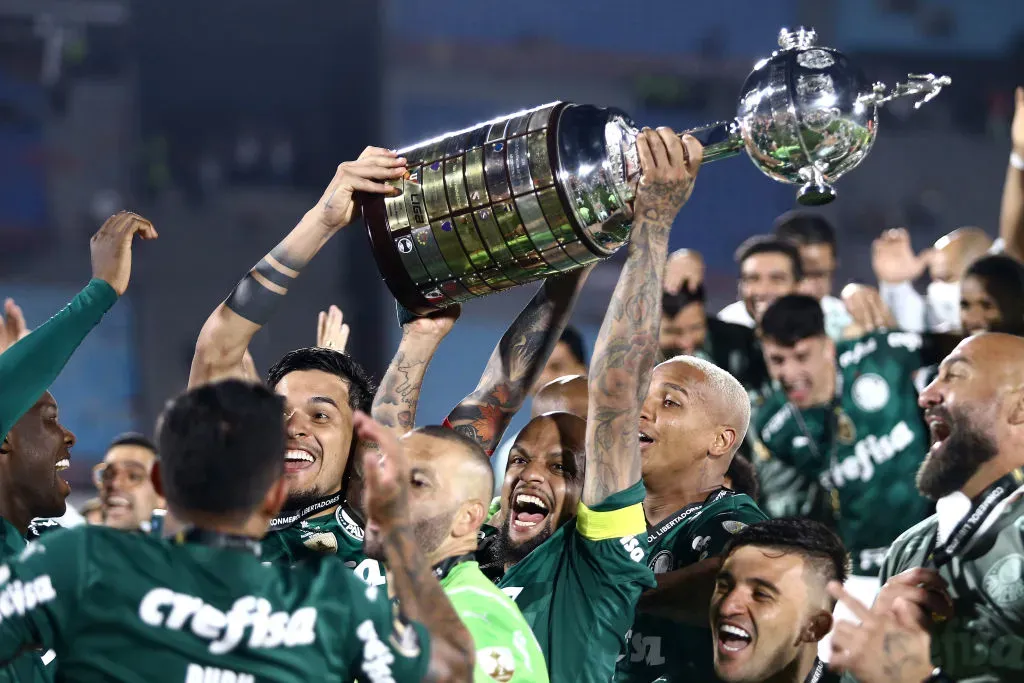 Palmeiras venceu o Flamengo na prorrogação e ficou com o tricampeonato da América. Foto: Ernesto Ryan/Getty Images)
