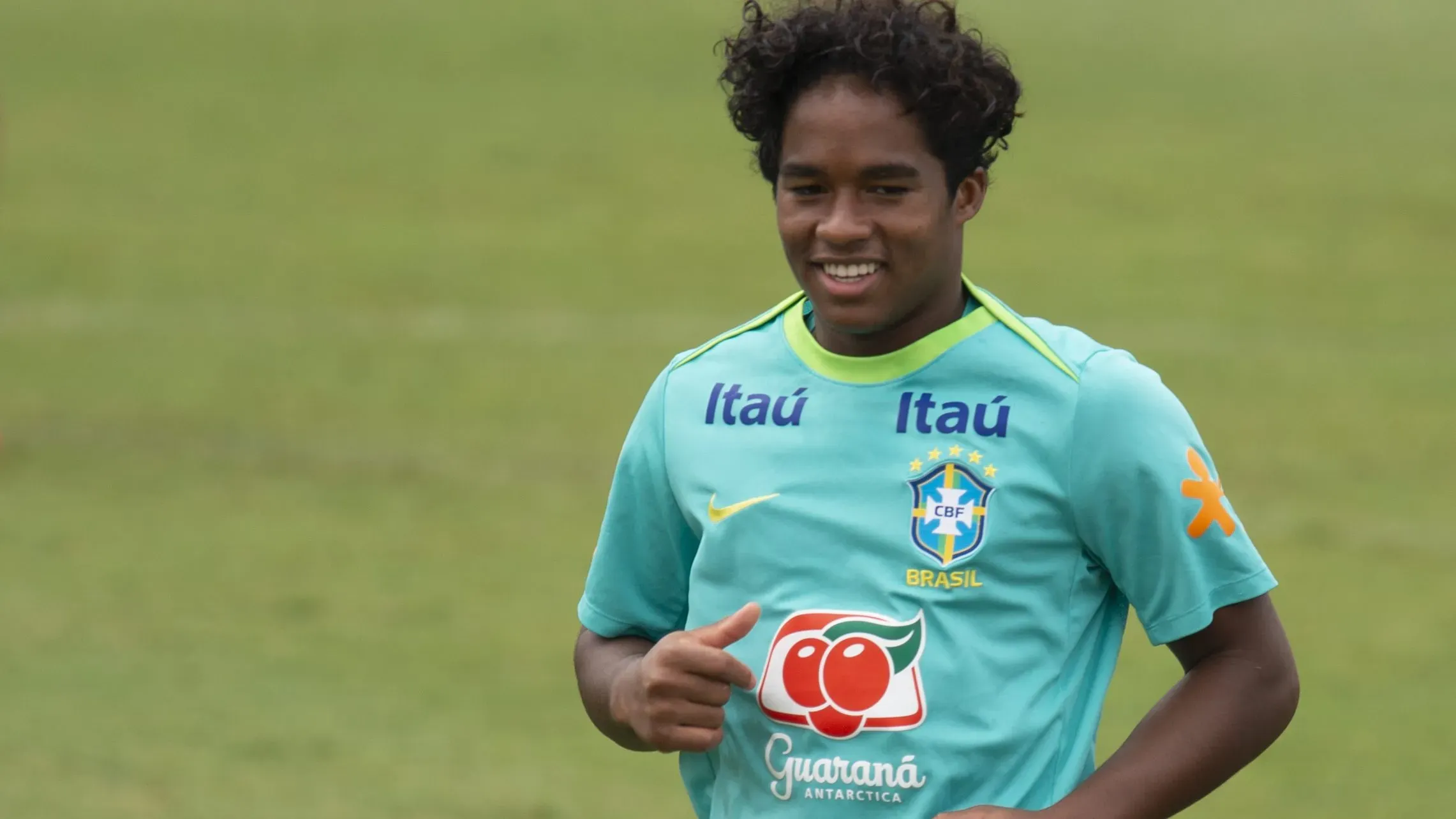 SP – SAO PAULO – 09/10/2024 – BRASIL, TREINO – Endrick jogador do Brasil durante treino no Centro de Treinamento CT Academia de Futebol. Foto: Anderson Romao/AGIF