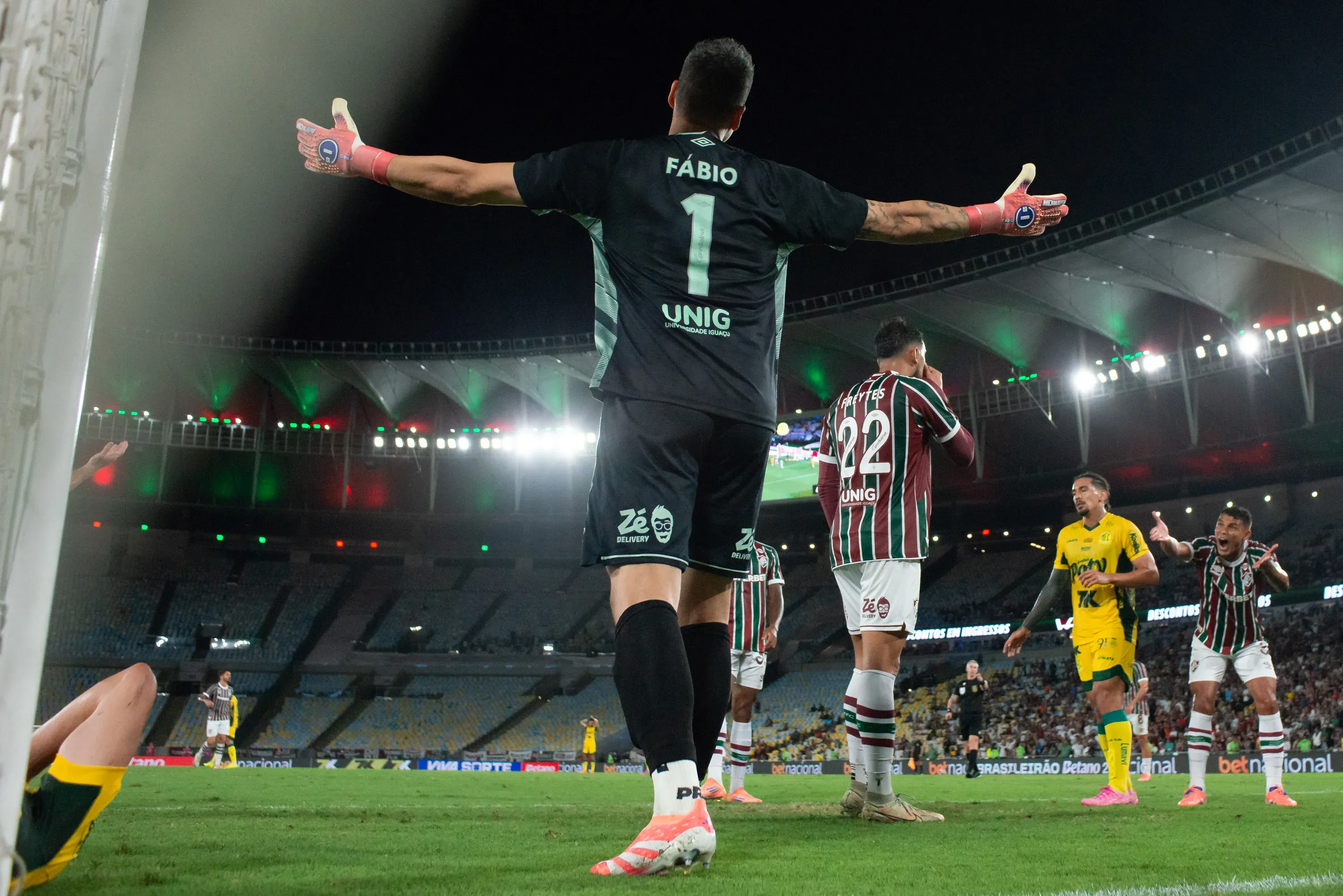 Fábio goleiro do Fluminense durante partida contra o Mirassol no estadio Maracana pelo campeonato Brasileiro A 2025. Foto: Jorge Rodrigues/AGIF