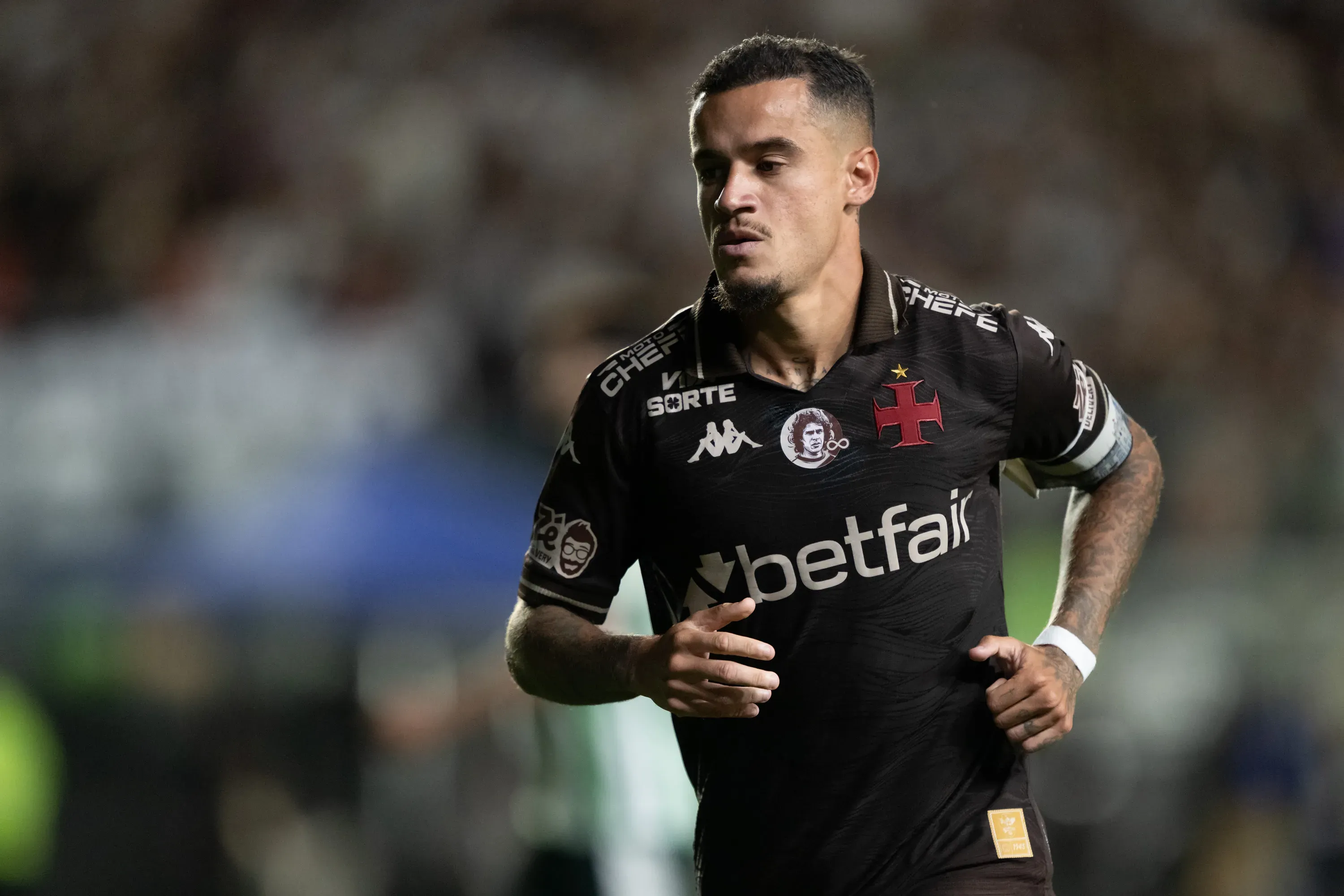 Capitão do Vasco reconhece falhas da equipe, pede reação nas últimas rodadas e mantém fé na recuperação