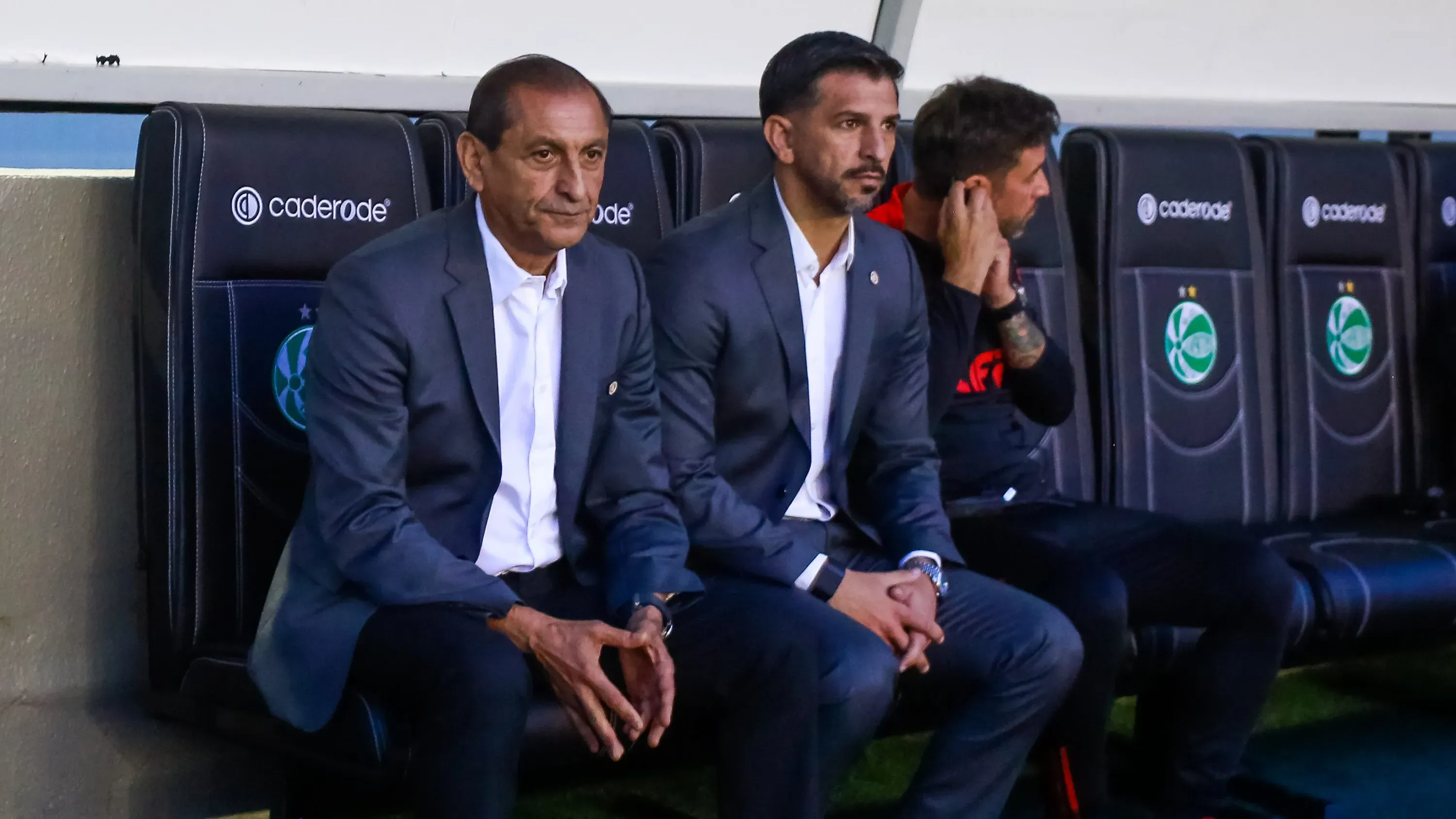 Ramón Díaz segue no cargo - Foto: Luiz Erbes/AGIF.