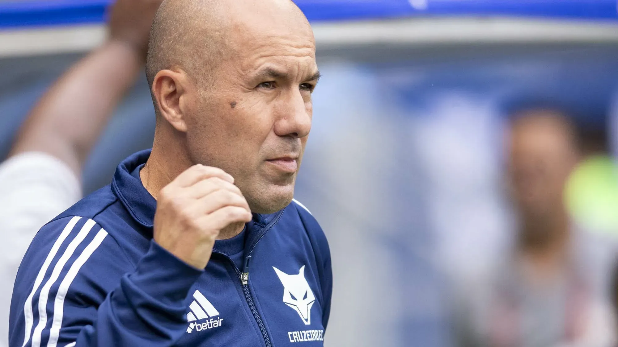 Leonardo Jardim fez críticas ao árbitro - Foto: Fernando Moreno/AGIF.