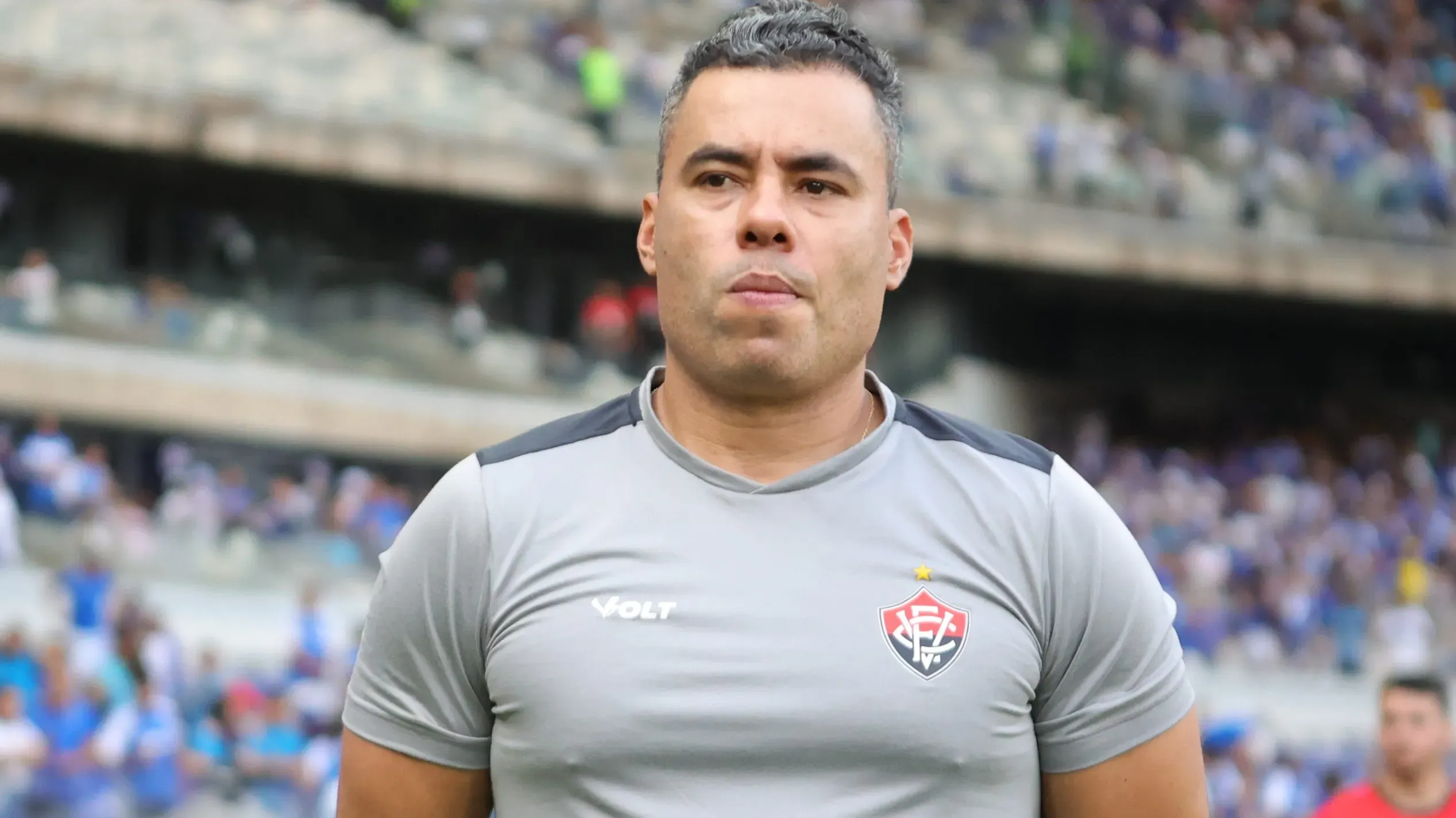 Jair Ventura exaltou as qualidades do Botafogo - Foto: Gilson Lobo/AGIF.