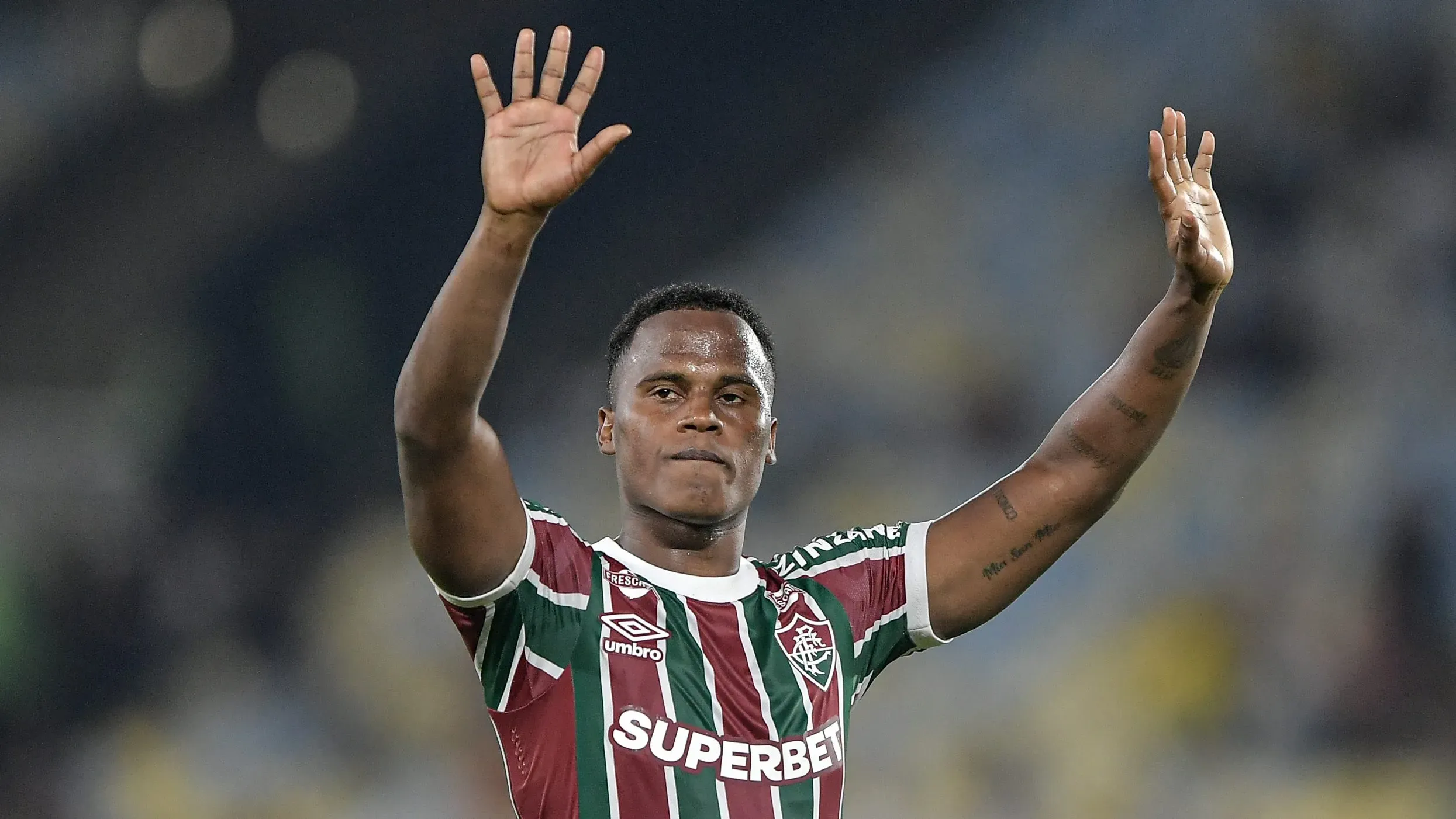 Jhon Arias foi bem demais pelo Fluminense - Foto: Thiago Ribeiro/AGIF.