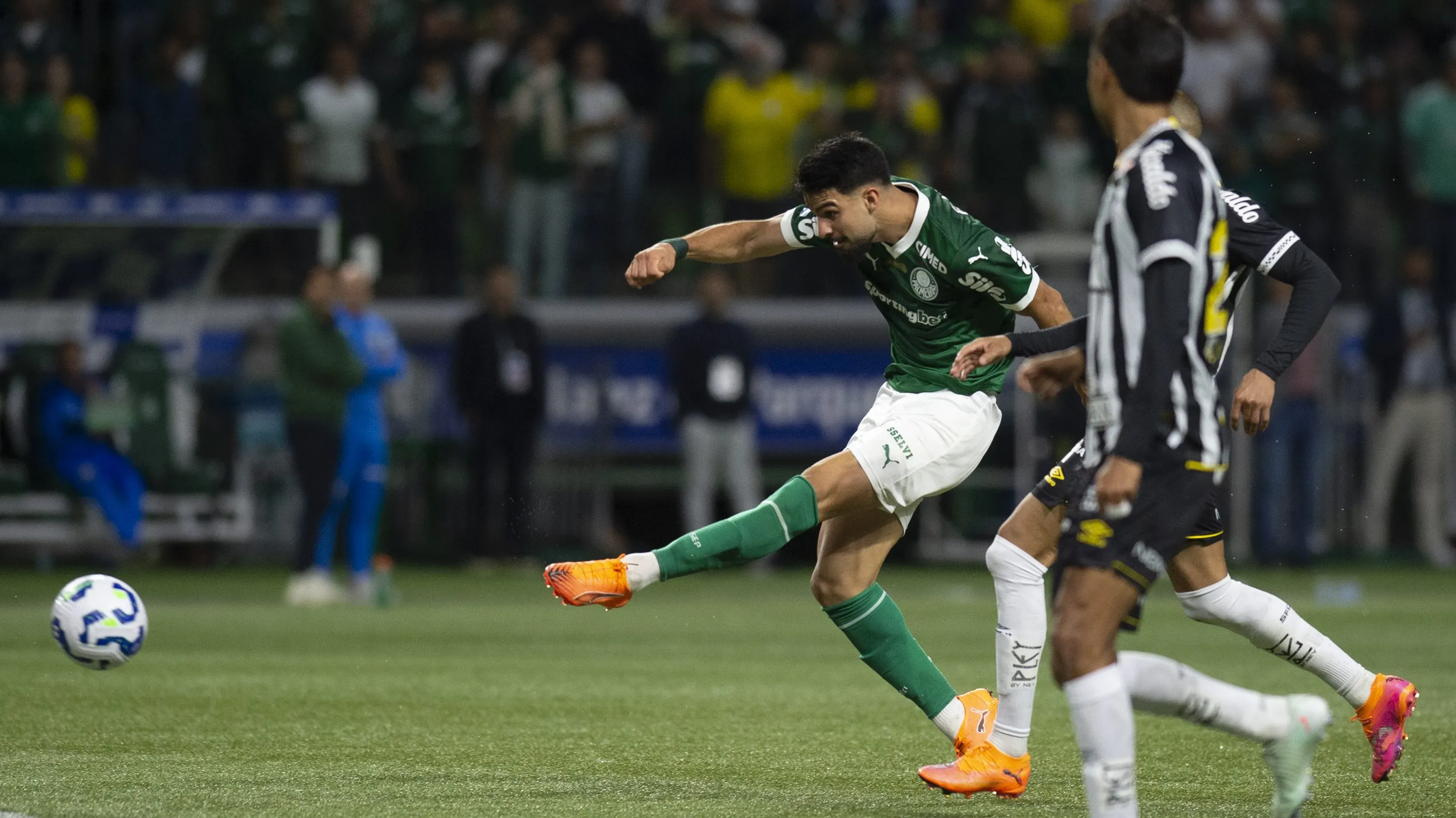 Flaco contra o Santos. Foto: Anderson Romao/AGIF