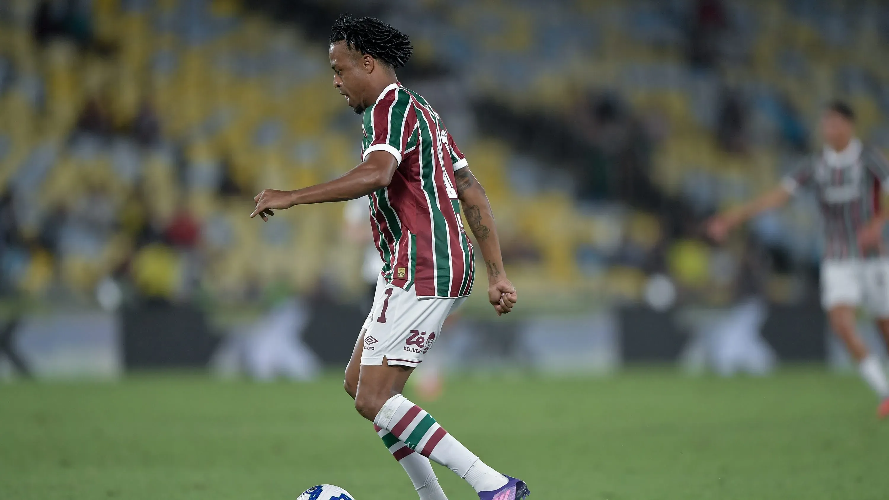 Keno vive momento incerto no clube – Foto: Thiago Ribeiro/AGIF