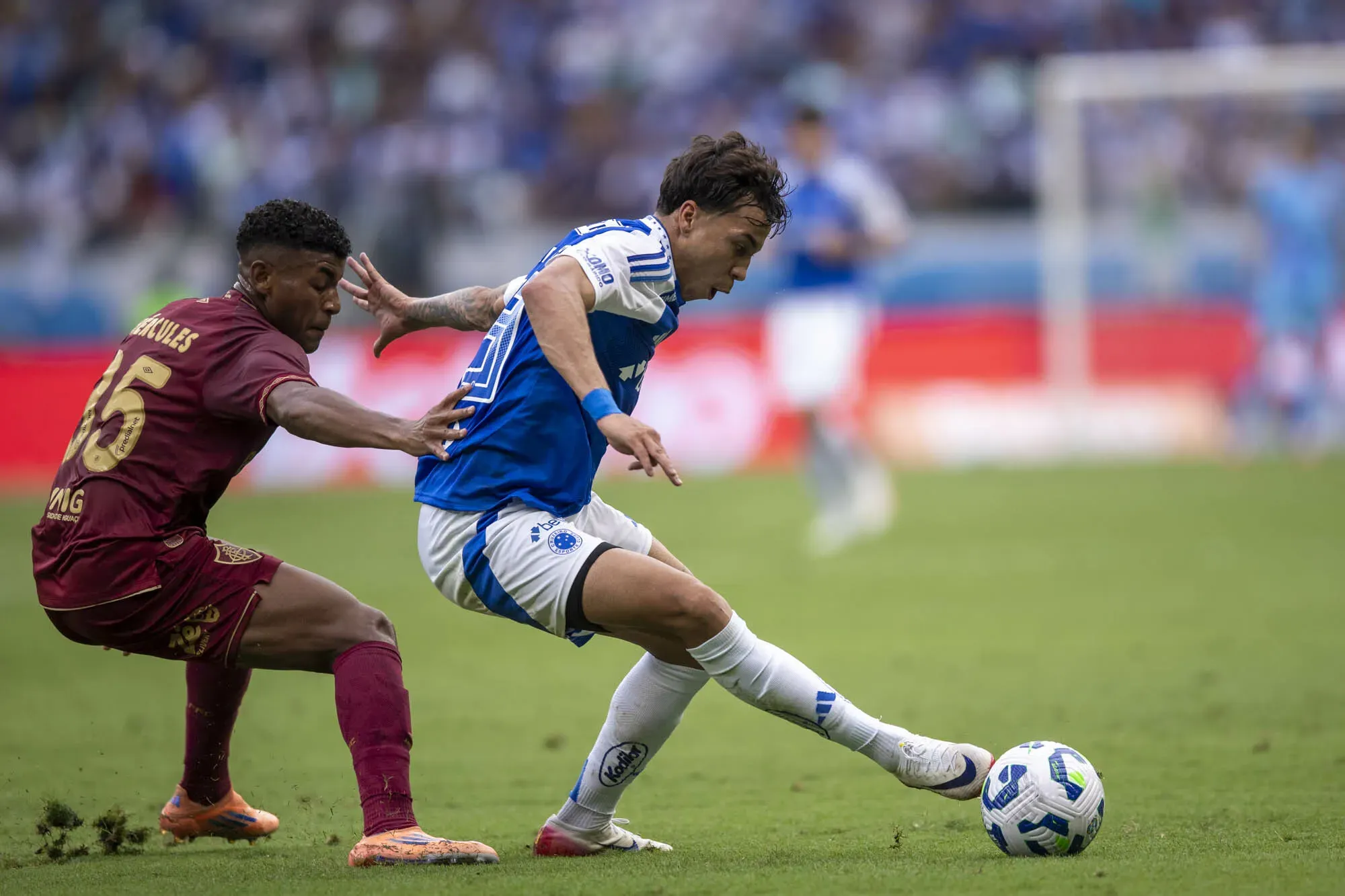 Cruzeiro ficou no empate sem gols com o Fluminense, 7º colocado, na última rodada. Foto: Fernando Moreno/AGIF