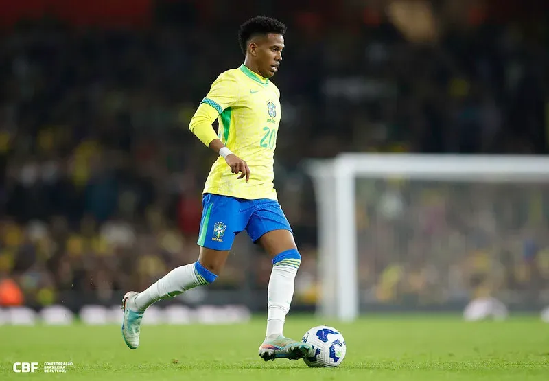 Estêvão durante a partida contra Senegal. Foto: Rafael Ribeiro/CBF