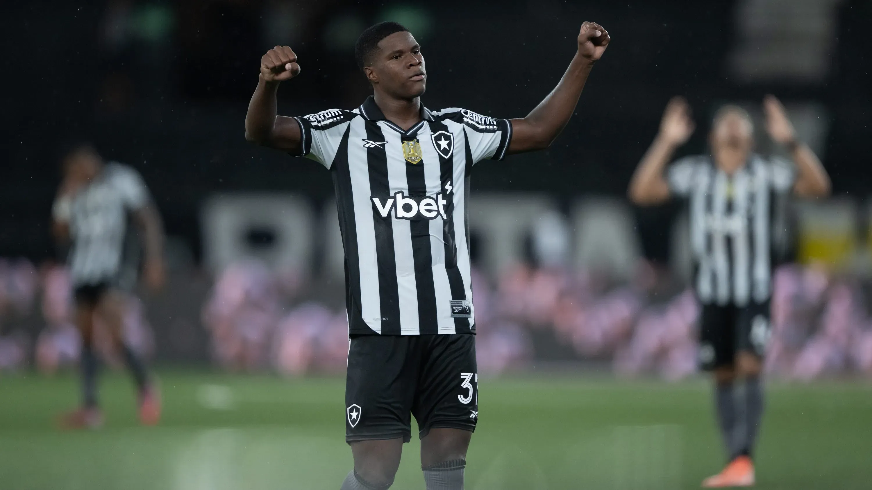 Kadir foi determinante para virada de chave do Botafogo – Foto: Jorge Rodrigues/AGIF