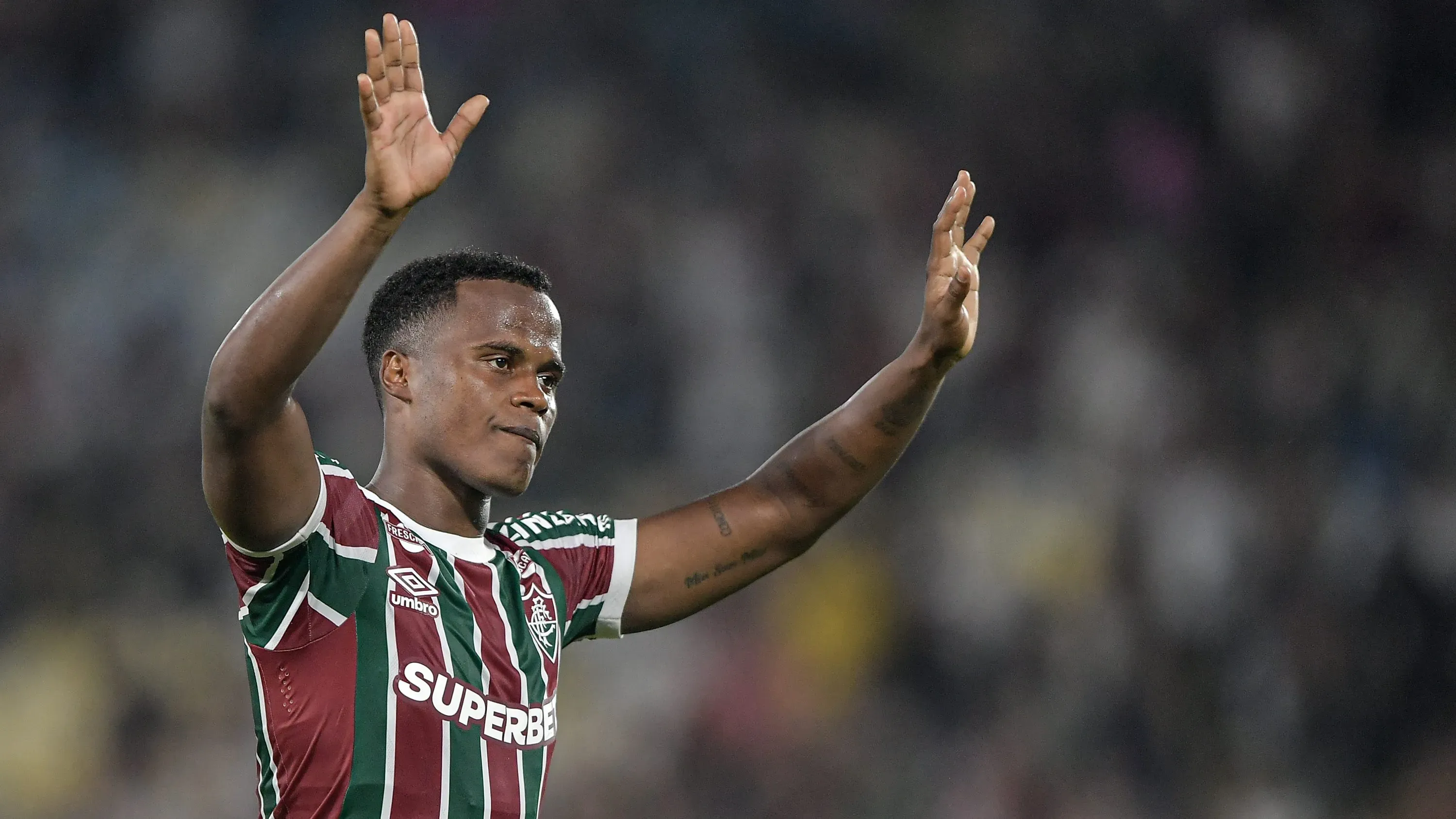 Jhon Arias foi muito bem pelo Fluminense - Foto: Thiago Ribeiro/AGIF.