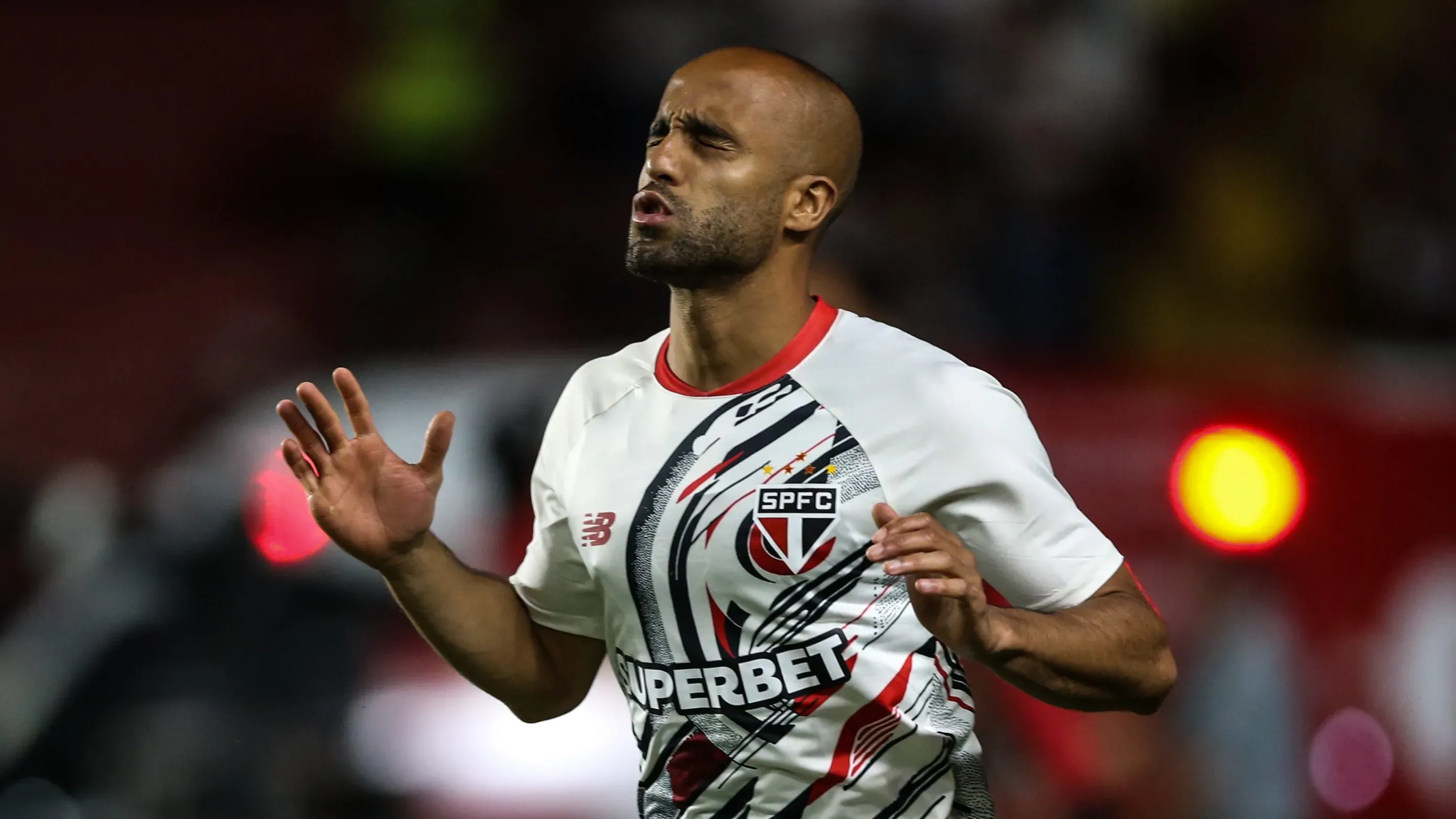 Lucas Moura ainda atua com dores e problema vem à tona – Foto: AGIF