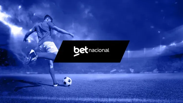 Imagem em tons de azul, com jogador pronto a chutar bola do lado esquerdo do campo de futebol, e logo da betnacional ao centro