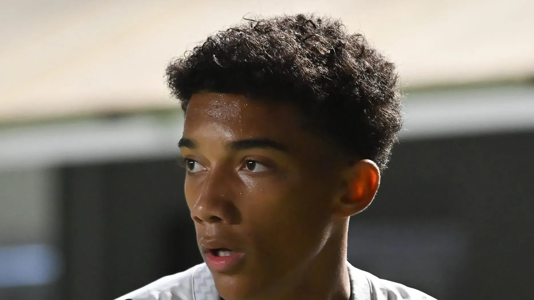 Foto: Jota Erre/AGIF – Robinho Jr. será titular em jogo decisivo do Peixe.