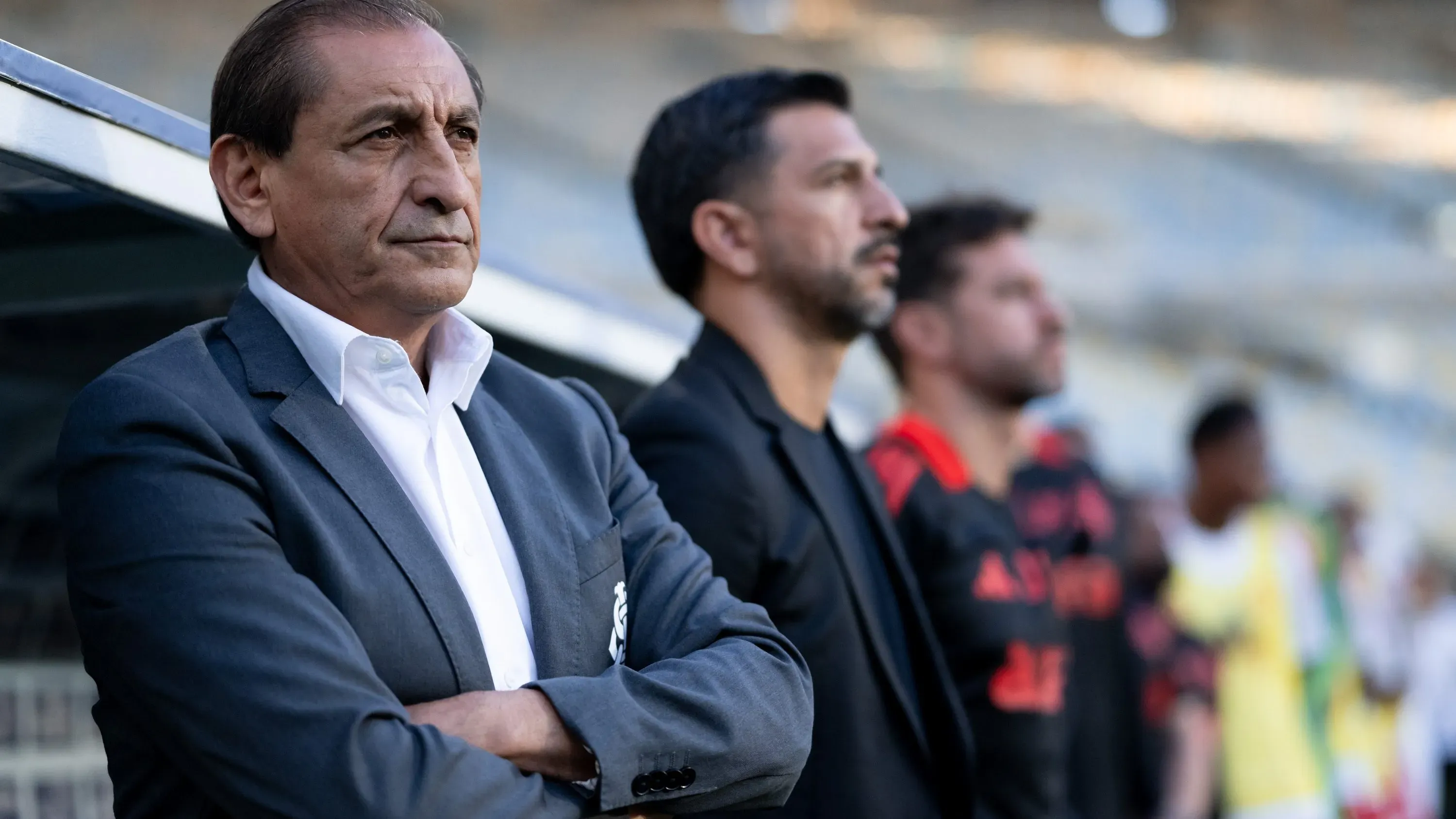 RJ – RIO DE JANEIRO – 25/10/2025 – BRASILEIRO A 2025, FLUMINENSE X INTERNACIONAL – Ramon Diaz tecnico do Internacional durante partida contra o Fluminense no estadio Maracana pelo campeonato Brasileiro A 2025. Foto: Jorge Rodrigues/AGIF
