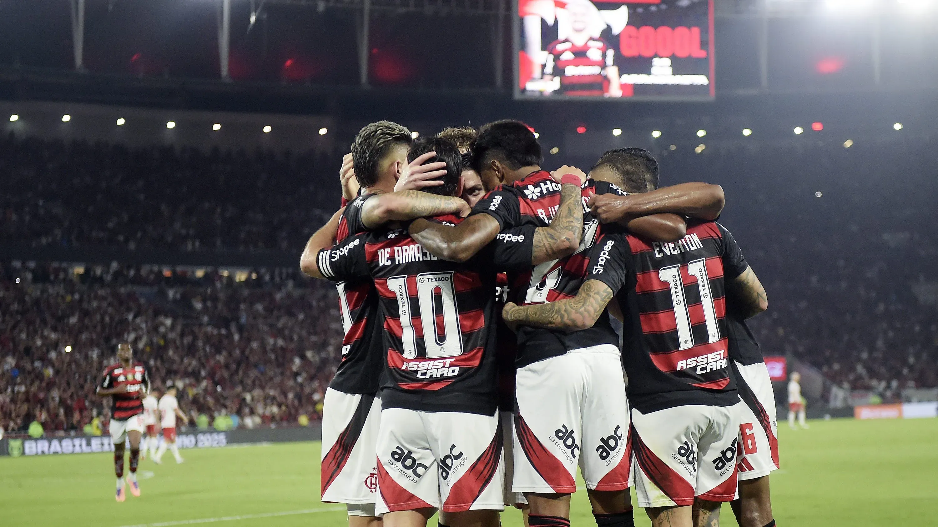 Jogadores do Flamengo - Foto: Alexandre Loureiro/AGIF.