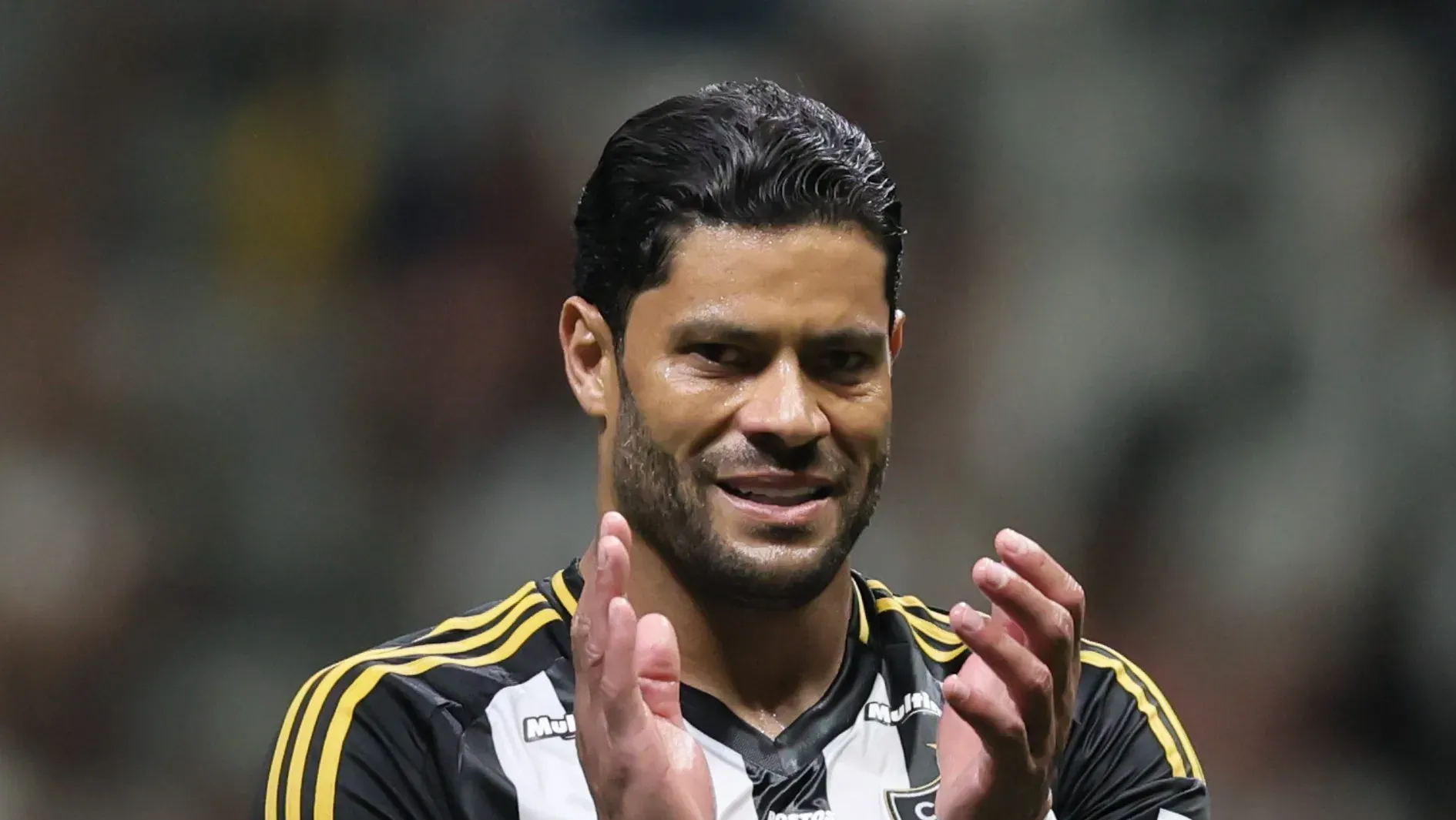 Foto: Gilson Lobo/AGIF – Hulk e meia do Atlético estão na mira do Imortal.